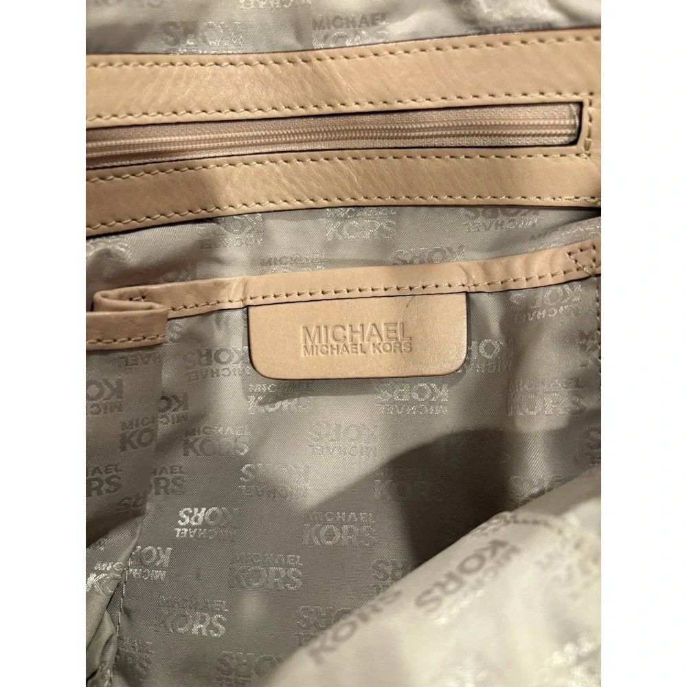 Michael Kors Jet Set Travel Bag Purse Large Brown Solid Gold Hardware Straps EUC